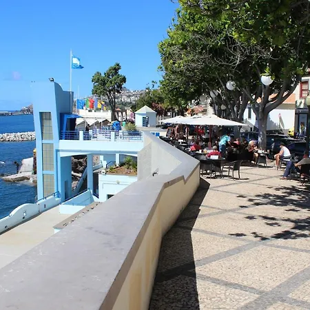 Madeira Old Town Apartahotel