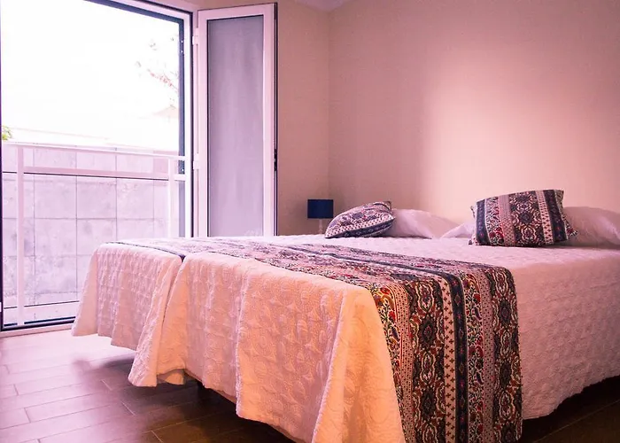 Madeira Old Town Apartahotel